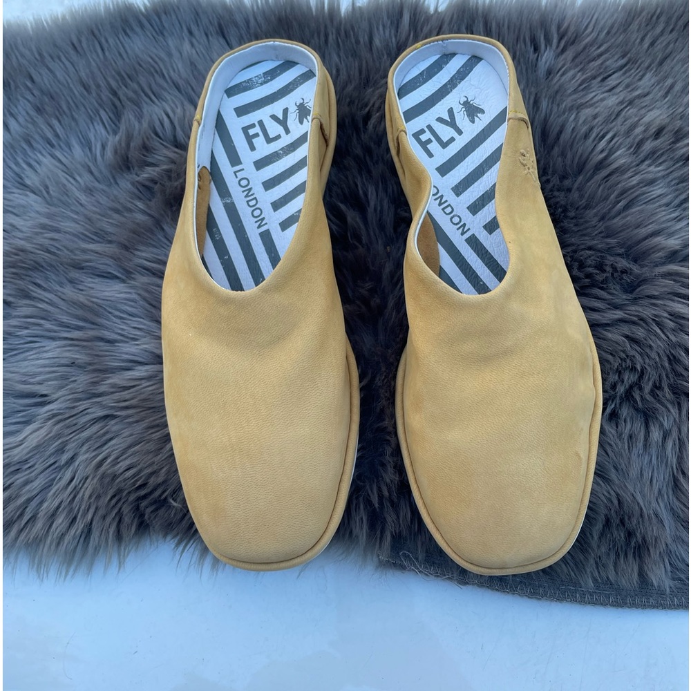 New Fly London Leather  Mules Flats Size 37 - Picture 4 of 14